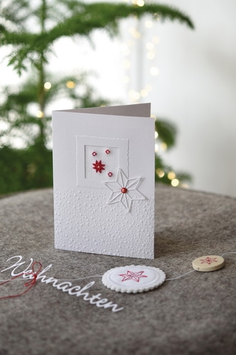 passepartoutcard -small red stars-