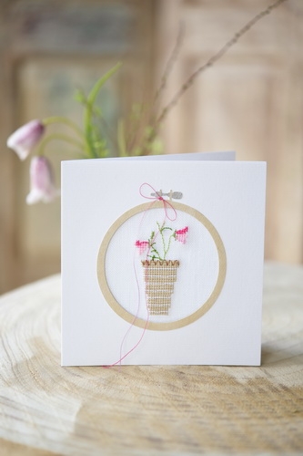 passepartoutcard -embroidery frame-