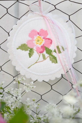 button single -rose-