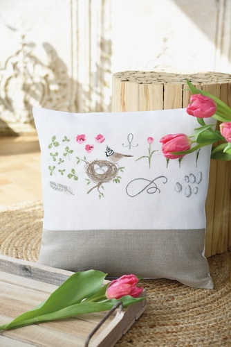 cushion cover -bird with nest-