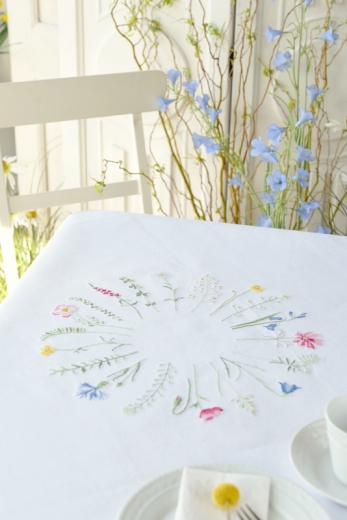 Tischdecke -Blumenkranz-