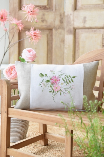 Stickdatei -Rosenbouquet-, heller Stoff für die Maschinenstickerei