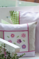 Kissen, bunte Blüten aus B/112 Blütentanz