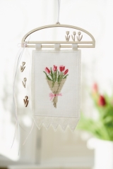 pennant -tulip bouquet- (without wooden hanger)